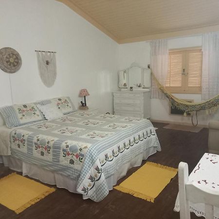 Pousada Atelier Casa Do Ipe Amarelo Мигел Перейра Екстериор снимка