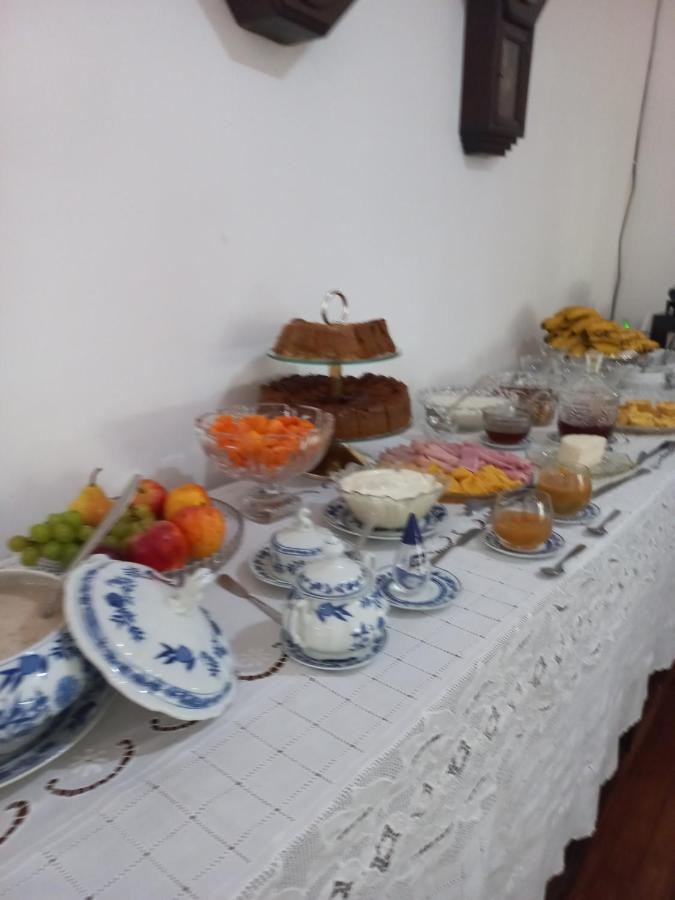 Pousada Atelier Casa Do Ipe Amarelo Мигел Перейра Екстериор снимка